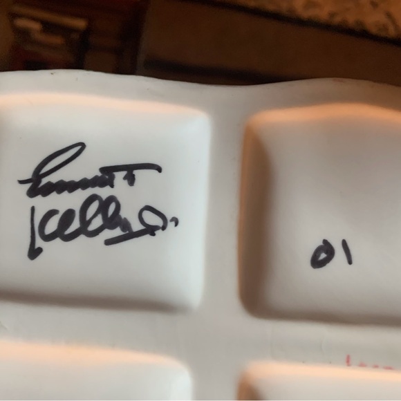 Emmitt Kelly autographed Piece called “Home Cooking”. - Picture 4 of 4